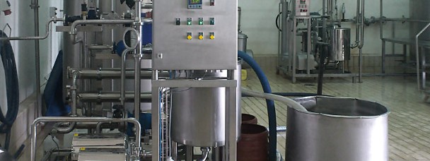 Pilot-plant unit for milk or whey protein concentration with use of spiral wound membranes.